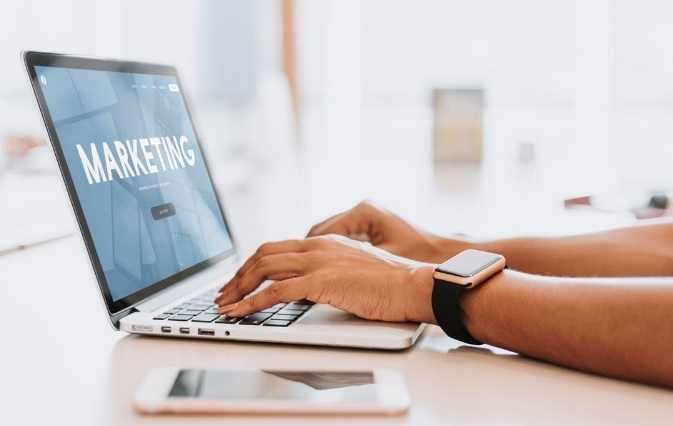 online marketing career