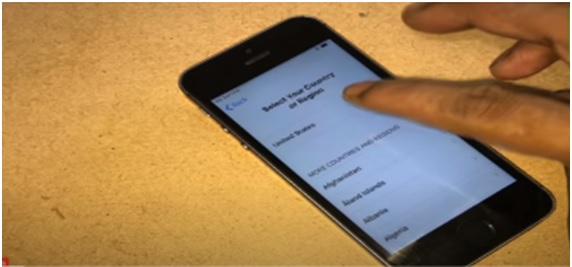 [4 Ways] How to Bypass Activation Lock on iPhone/iPad